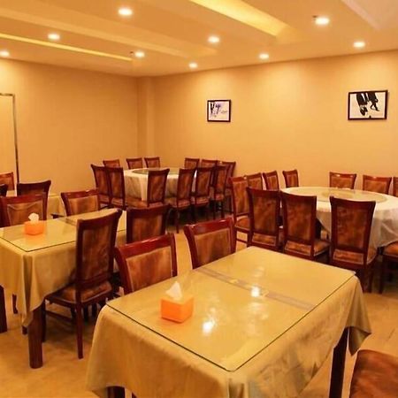 Greentree Inn Beijing East Yizhuang District Second Kechuang Street Express Hotel Экстерьер фото
